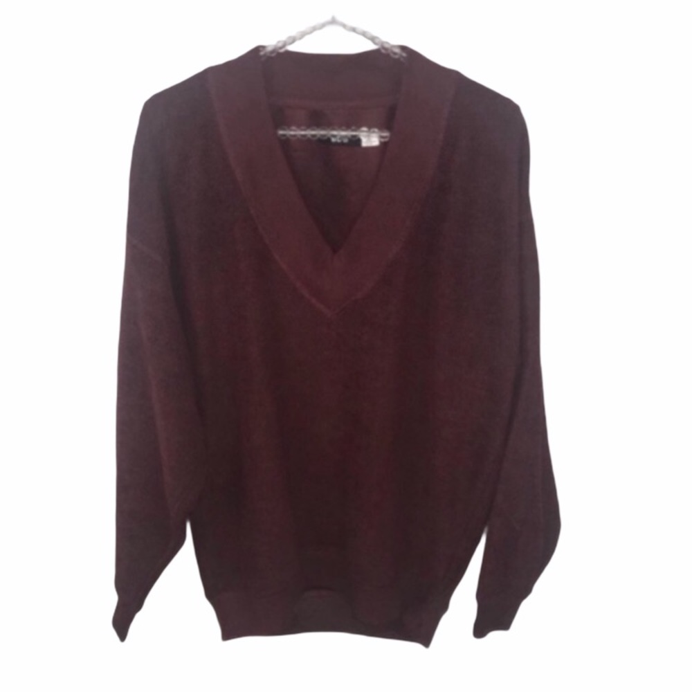 Urban Outfitters BDG Size XS Deep V Neck Burgundy Sweatshirt‎